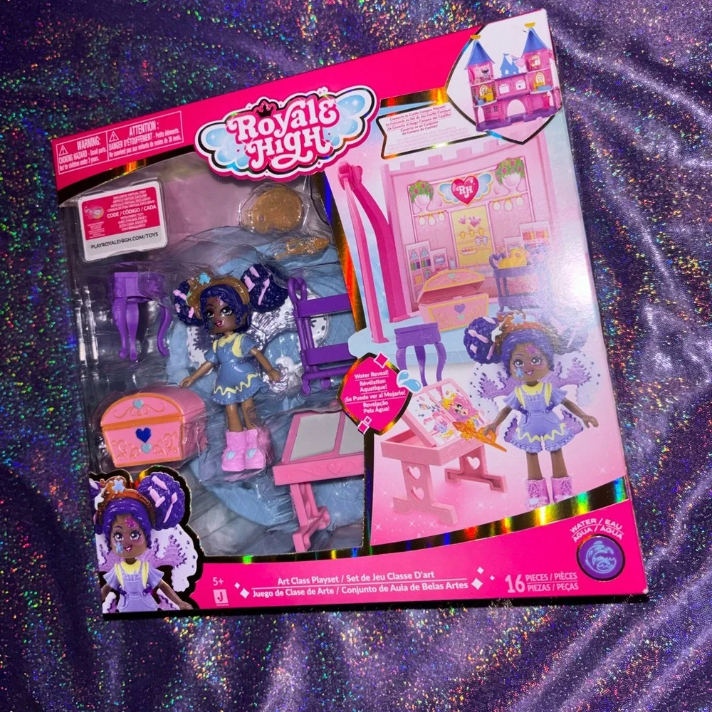 Roblox: Royale High Art Class Playset